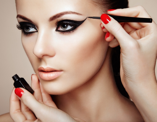 آموزش خط چشم گربه ای
